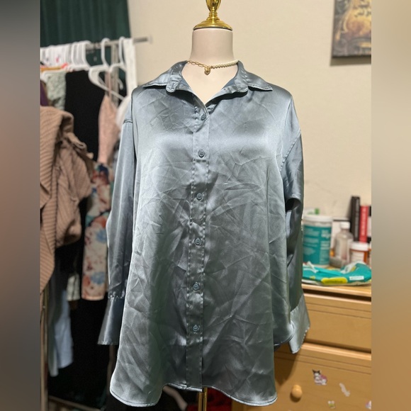 H&M Satin Button-Up Shirt - Silver - Picture 1 of 5